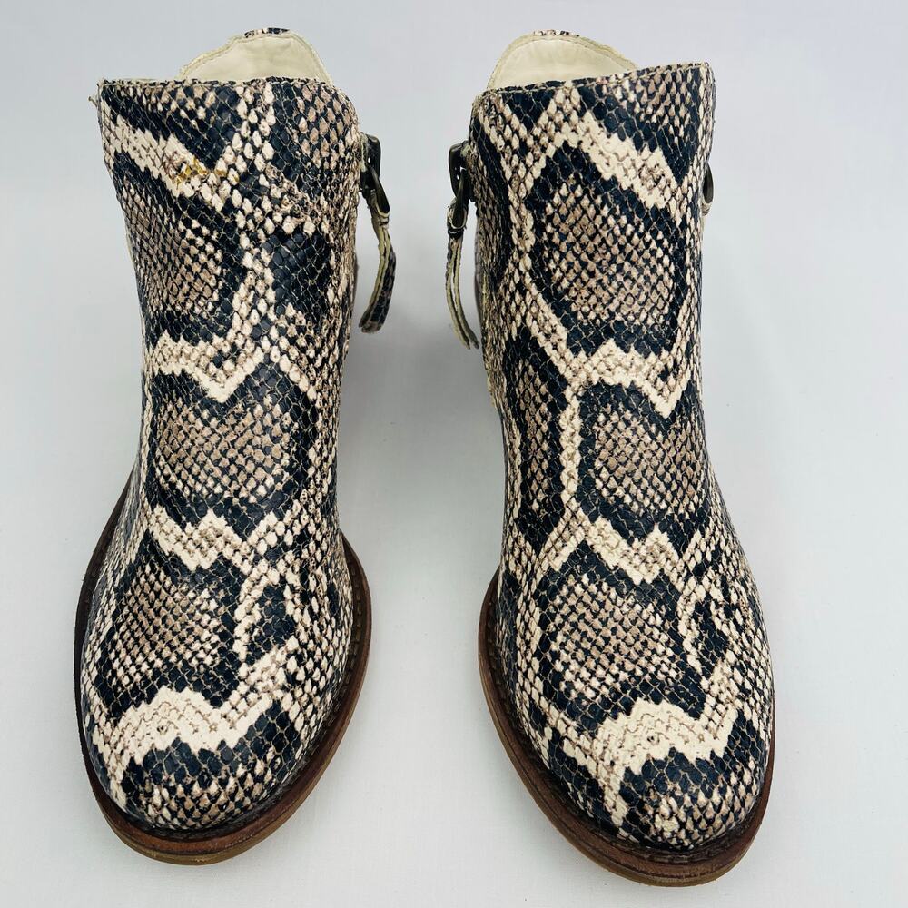 Gianni Bini Women Cream Black Snakeskin Leather Ankle Boots Heel Zip Size 7.5M - Picture 2 of 11